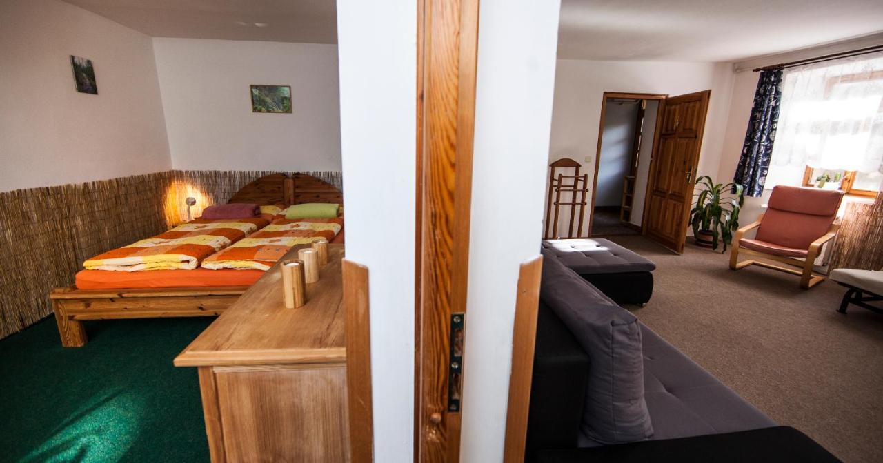 Vegzion - Vegan B&B Svoboda nad Úpou Exteriör bild
