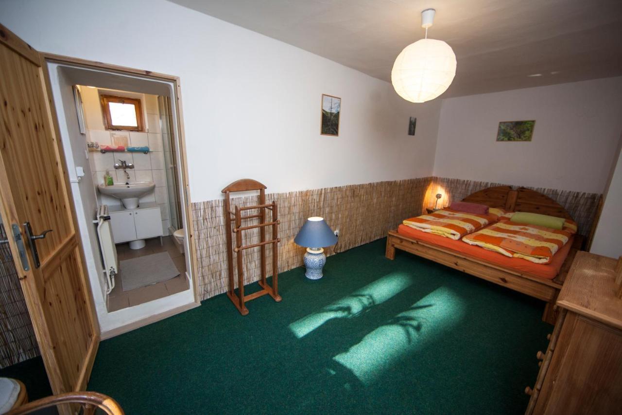Vegzion - Vegan B&B Svoboda nad Úpou Exteriör bild