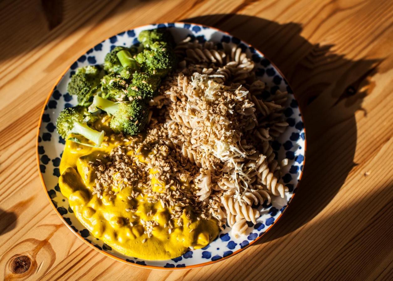 Vegzion - Vegan B&B Svoboda nad Úpou Exteriör bild